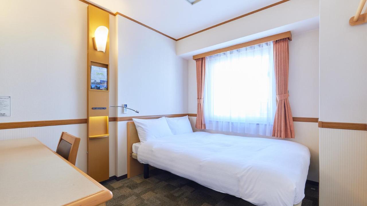 Toyoko Inn Tokyo Ikebukuro Kita-Guchi No.1 Екстер'єр фото