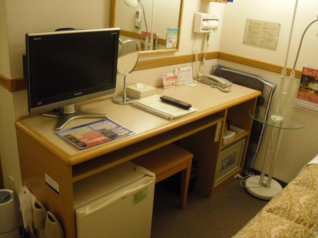 Toyoko Inn Tokyo Ikebukuro Kita-Guchi No.1 Екстер'єр фото